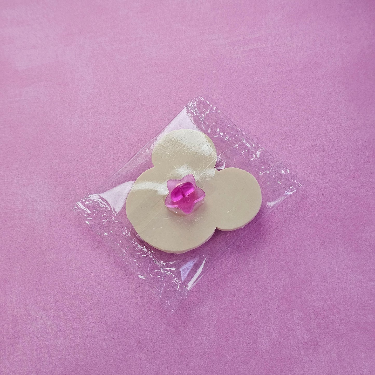 Packaged Mouse Cookie Pin