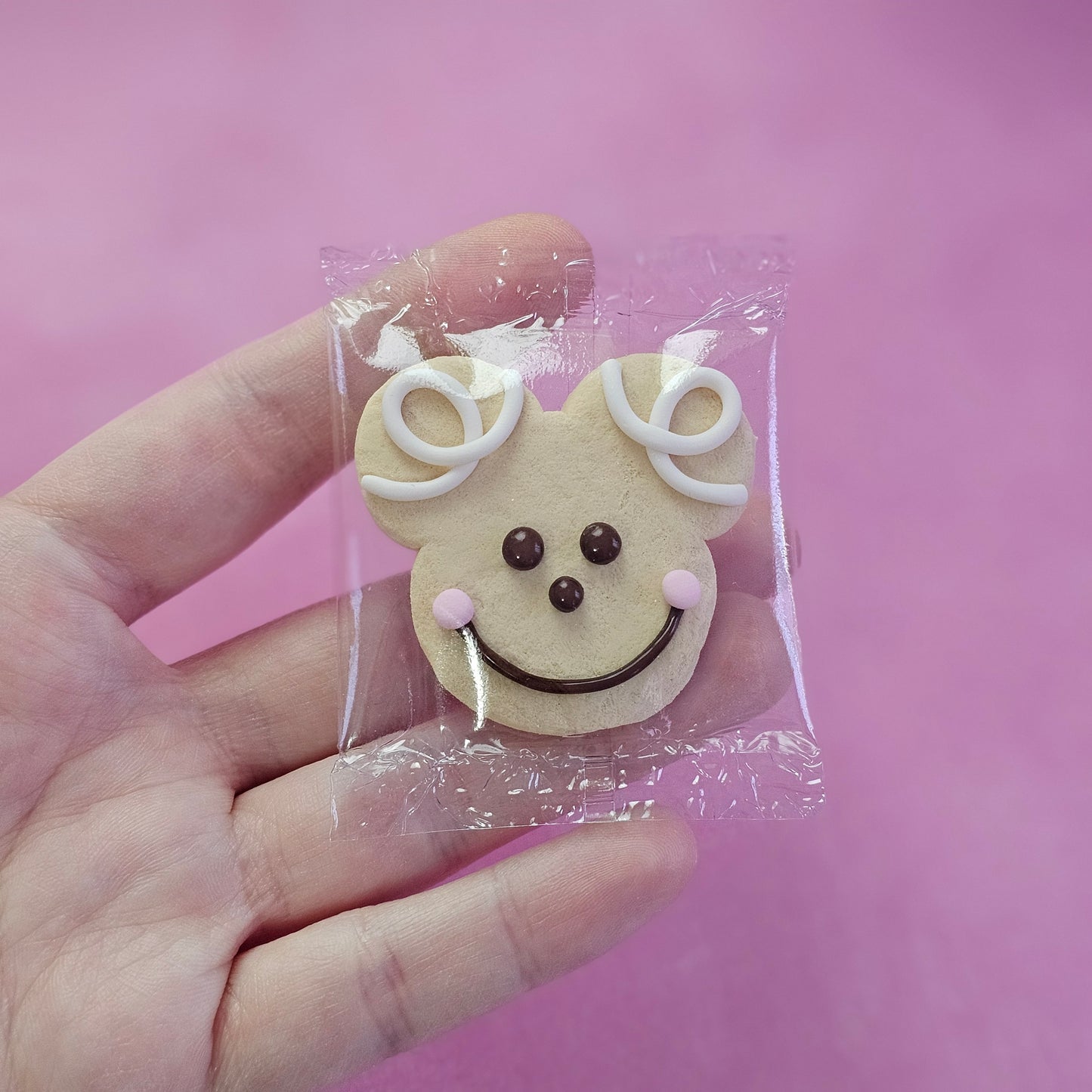 Packaged Mouse Cookie Pin