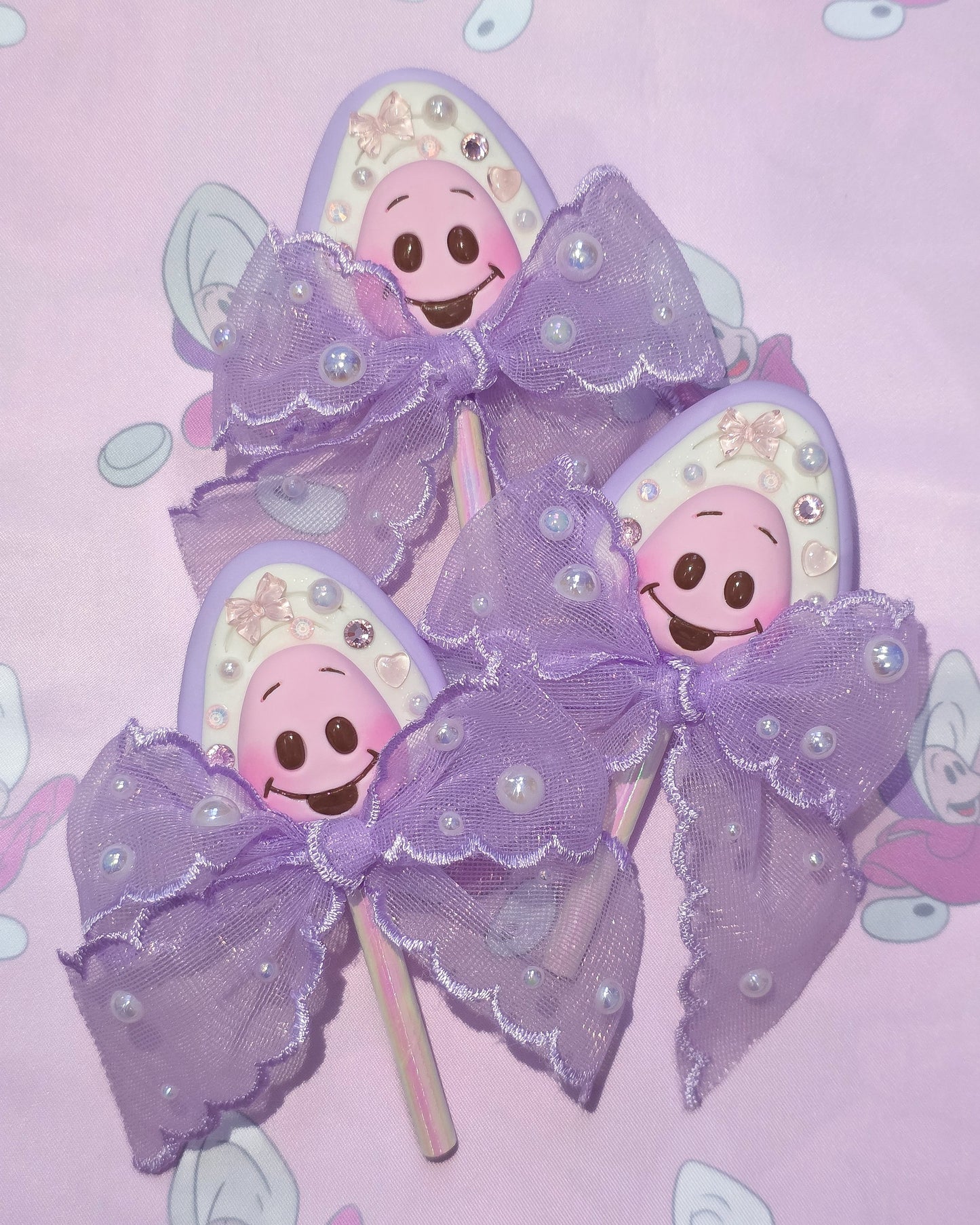 Oyster Baby Lollipop Pin