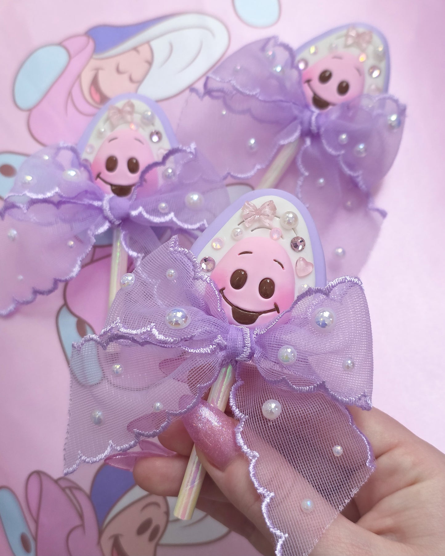 Oyster Baby Lollipop Pin
