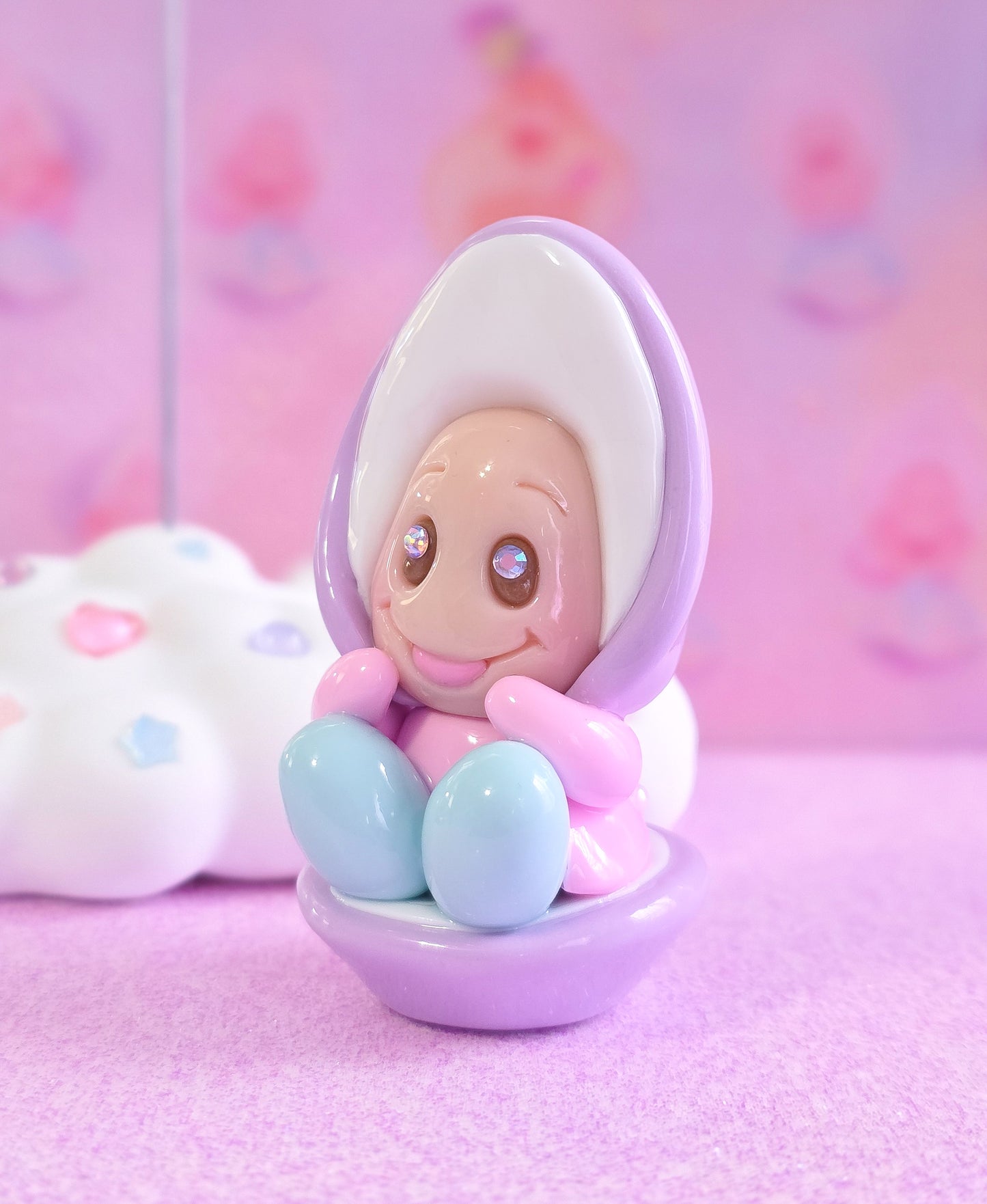 Baby Oyster Cloud Photo Holder