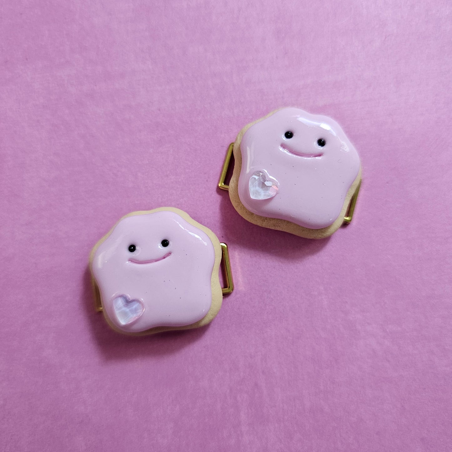 Ditto Cookie Lace Charms