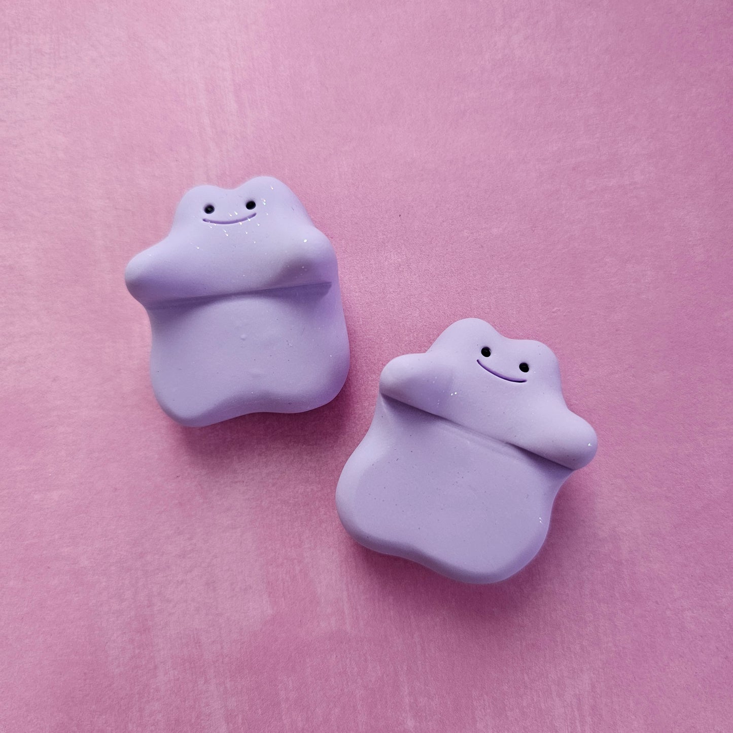 Ditto Phone Hugger Figure PURPLE